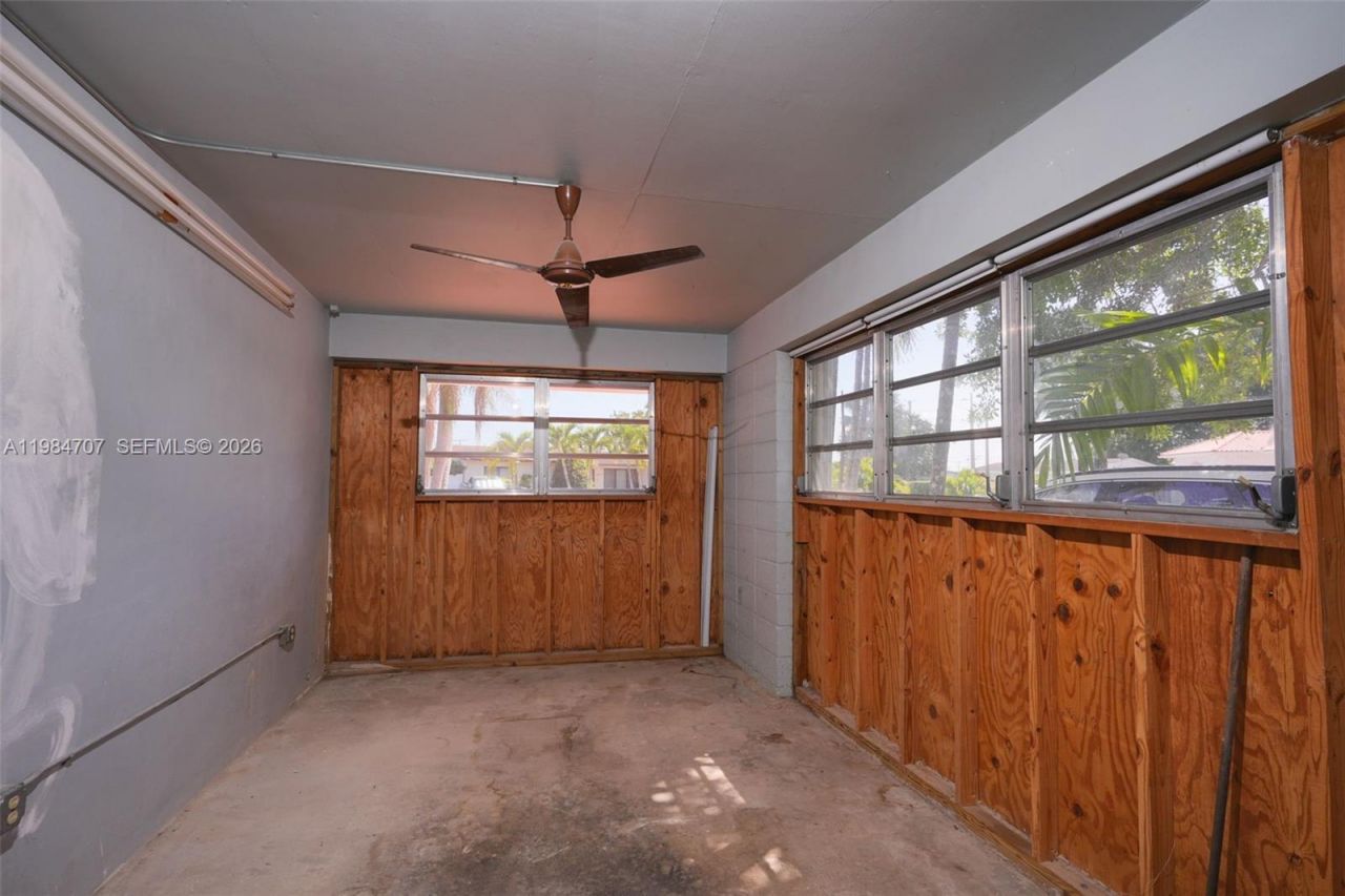 10521 SW 41st Ter , Miami, FL 33165 Photo