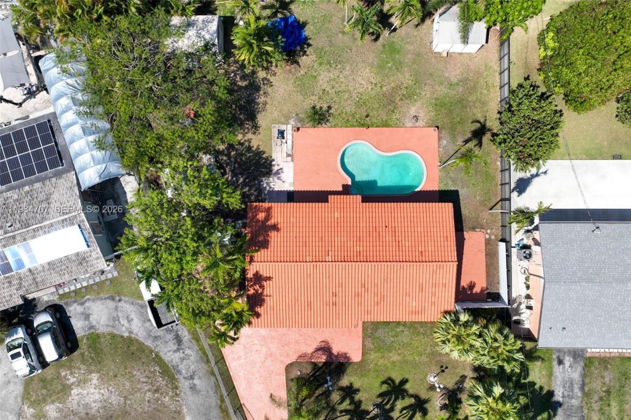 10521 SW 41st Ter , Miami, FL 33165 Photo