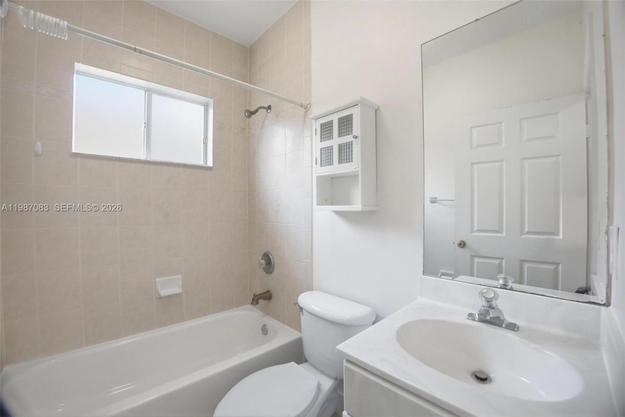 16131 SW 151st Ter , Miami, FL 33196 Photo