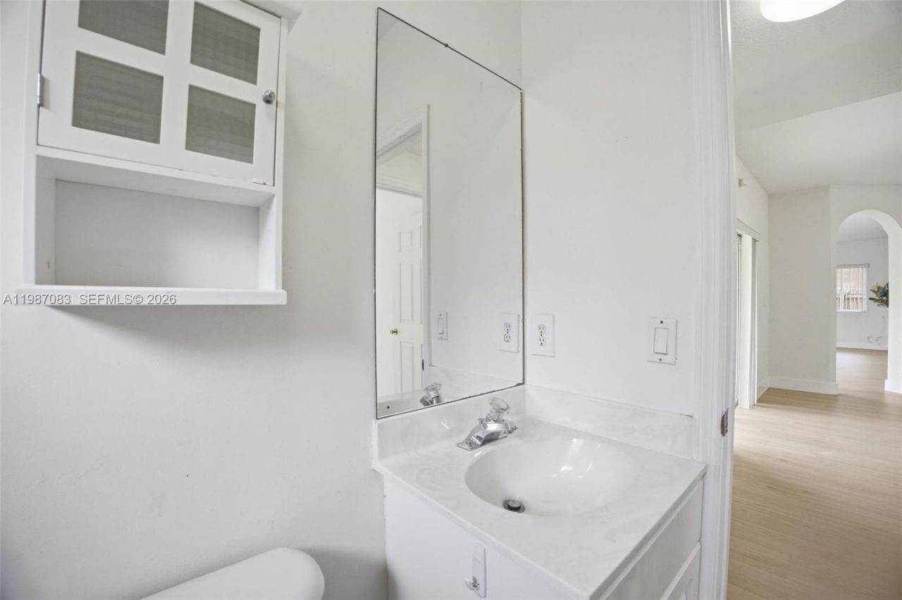 16131 SW 151st Ter , Miami, FL 33196 Photo