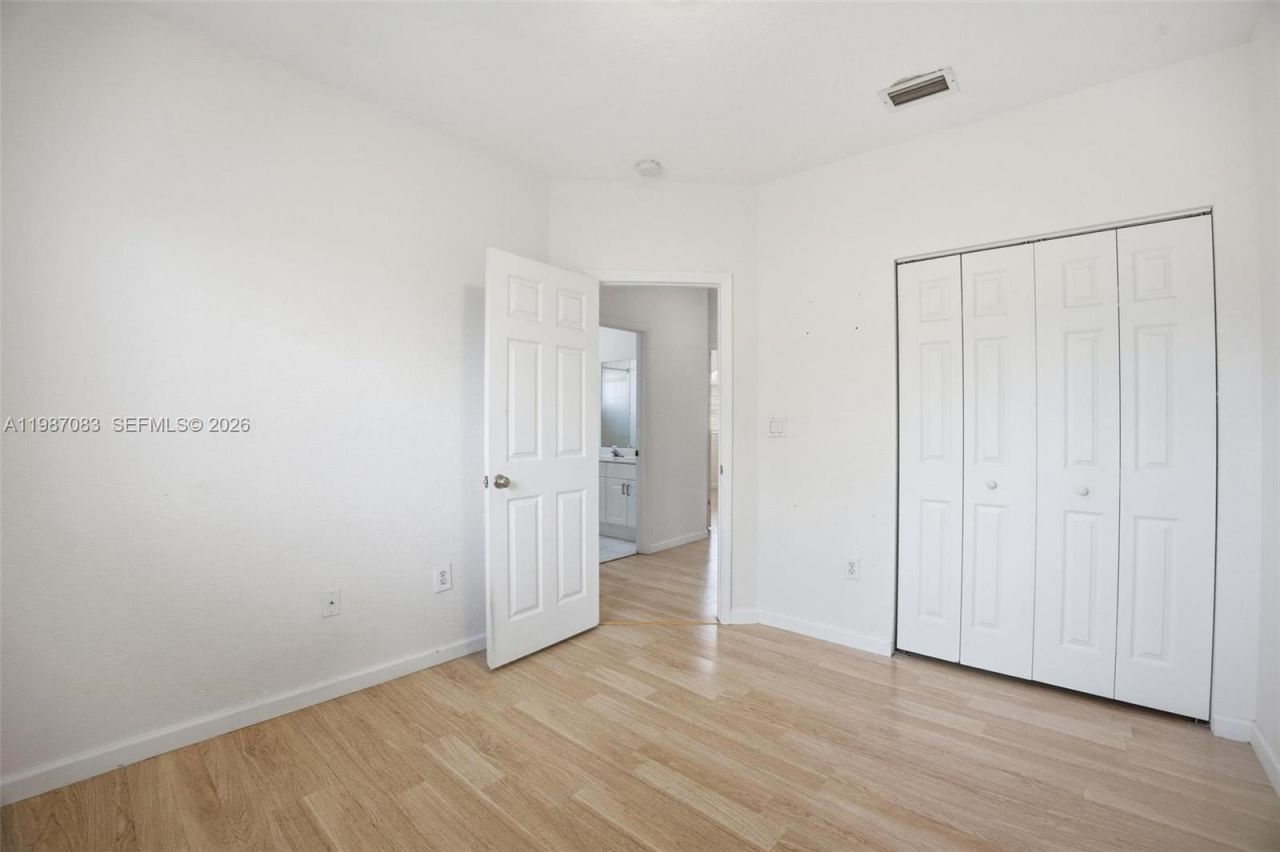 16131 SW 151st Ter , Miami, FL 33196 Photo