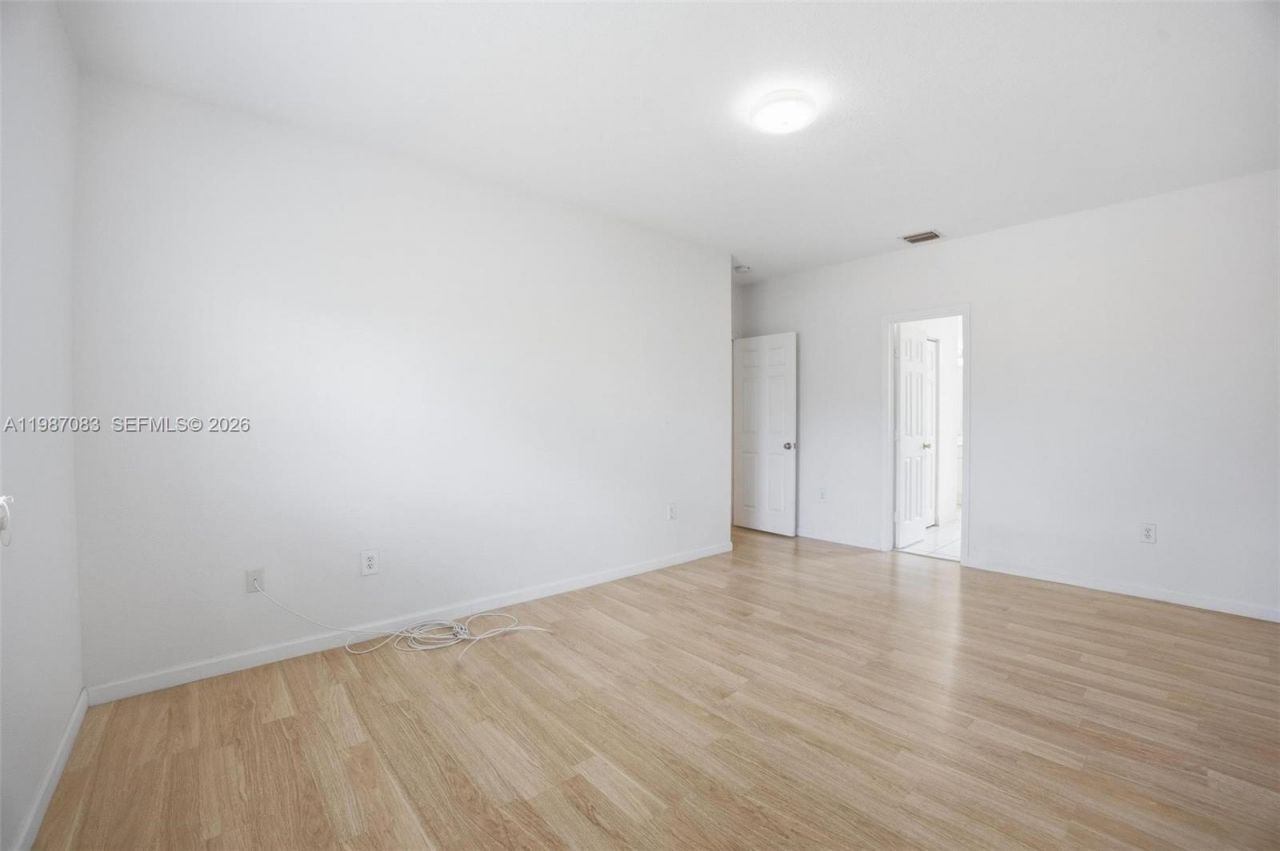 16131 SW 151st Ter , Miami, FL 33196 Photo