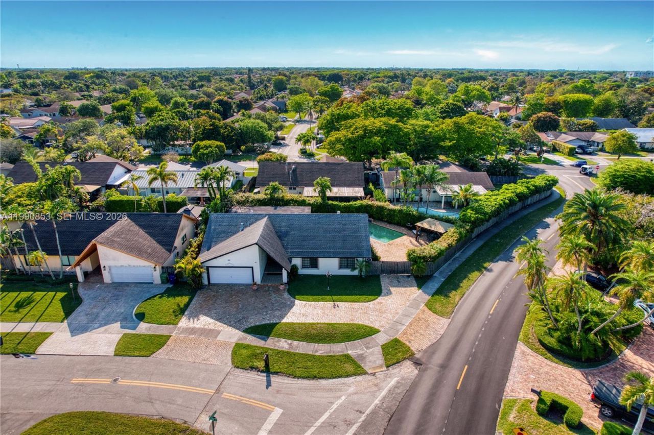 10224 SW 131st Ct , Miami, FL 33186 Photo