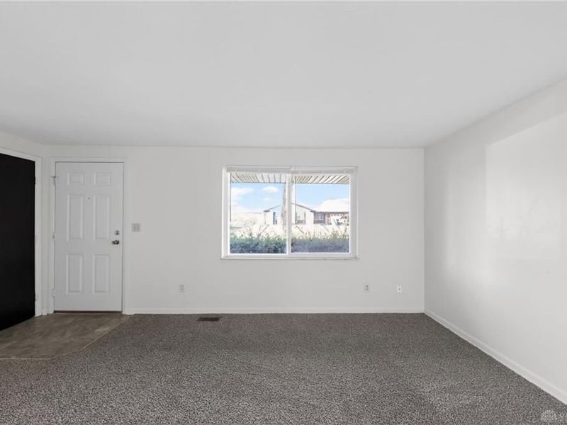 6348 Longford Road, Huber Heights, OH 45424 Photo 7