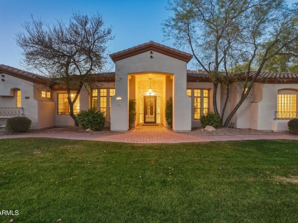 370 E CANYON CREEK Drive, Gilbert, AZ 85295