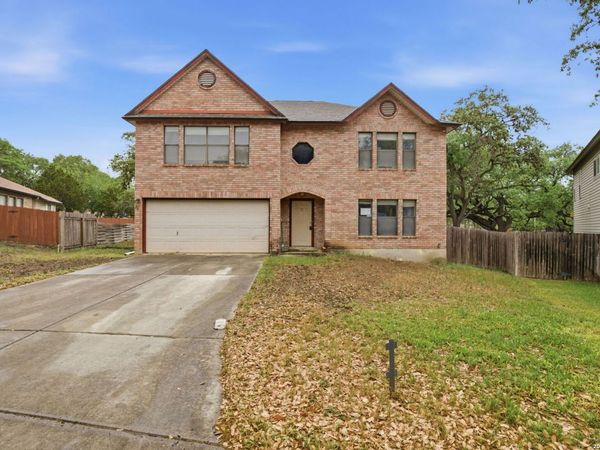 281 Samantha, Schertz, TX 78154