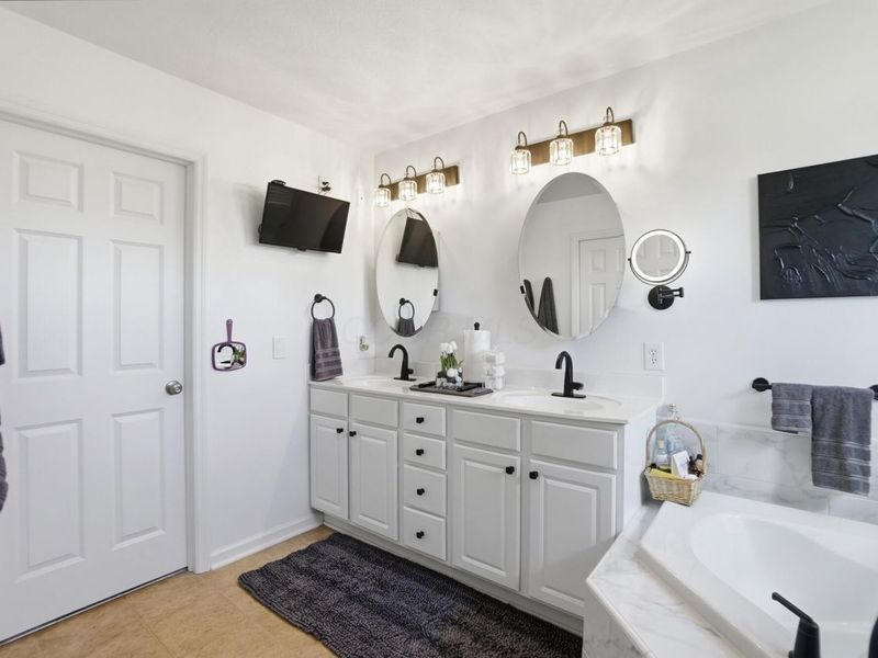 7524 Center Green Drive, Westerville, OH 43082 Photo 23