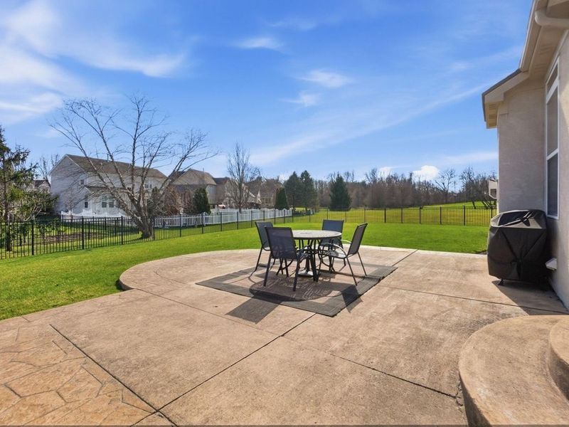 7524 Center Green Drive, Westerville, OH 43082 Photo 48