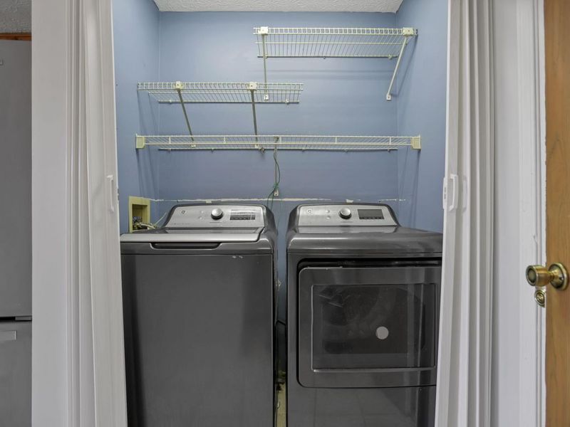 7883 Crawford Farms Drive, Blacklick, OH 43004 Photo 26