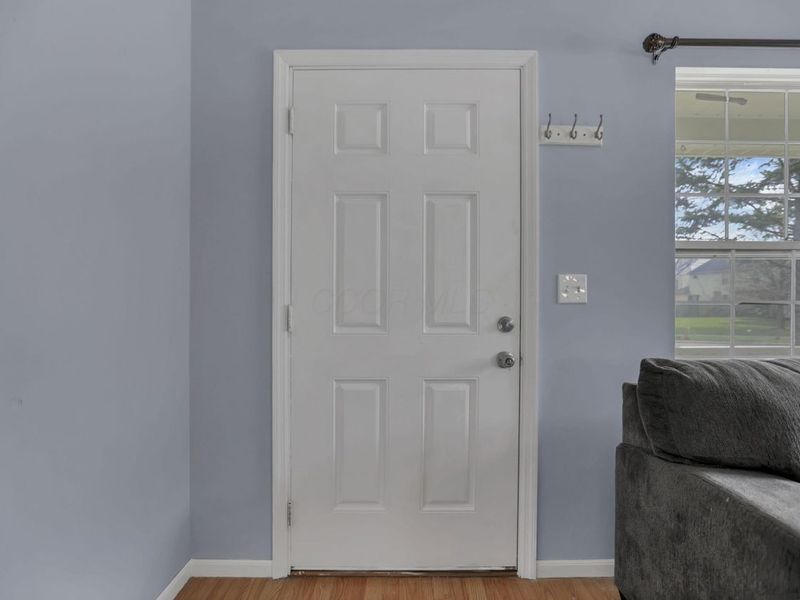 7883 Crawford Farms Drive, Blacklick, OH 43004 Photo 8