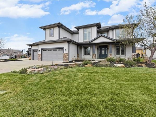 22414 W 58th Street, Shawnee, KS 66226