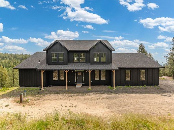 6670 Stoneridge Way, Nine Mile Falls, WA 99006