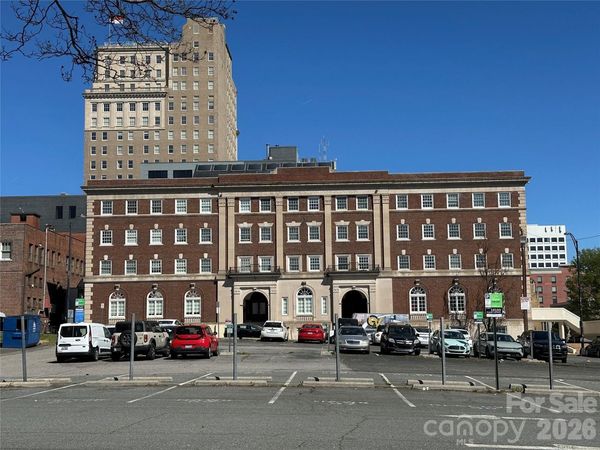 315 Spruce Street N, Unit 301, Winston Salem, NC 27101