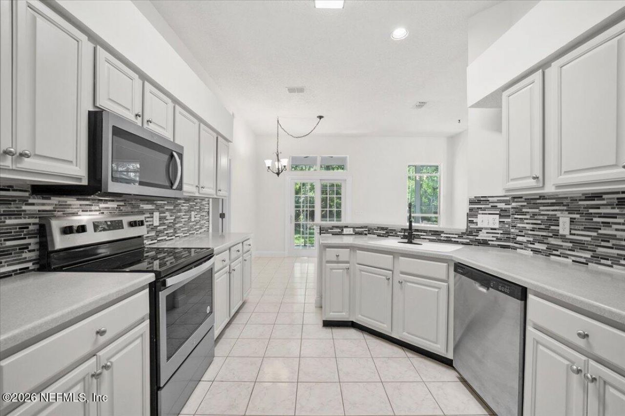 1777 Southpoint Cove, Switzerland, FL 32259 Photo