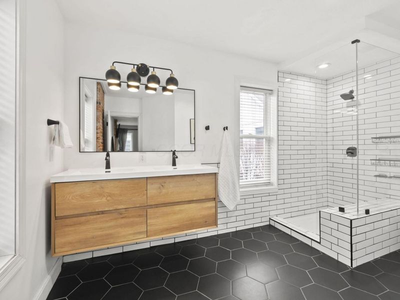 252 E 2nd Avenue, Columbus, OH 43201 Photo 13