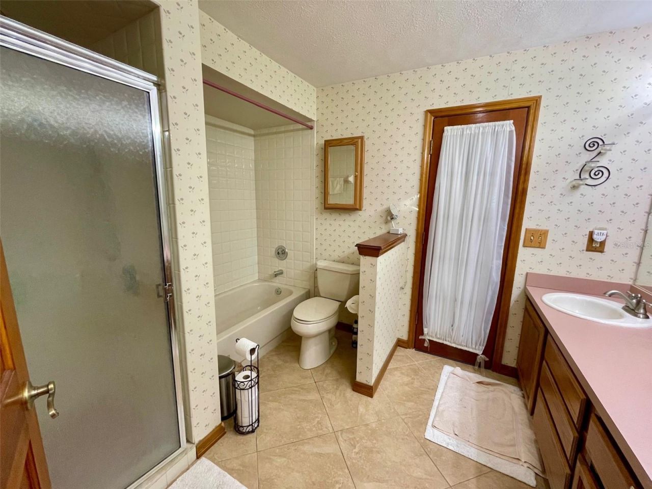 349 Seminole Woods Blvd, Geneva, FL 32732 Photo