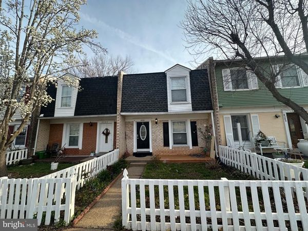 8282 WHITE PINE DRIVE, MANASSAS PARK, VA 20111