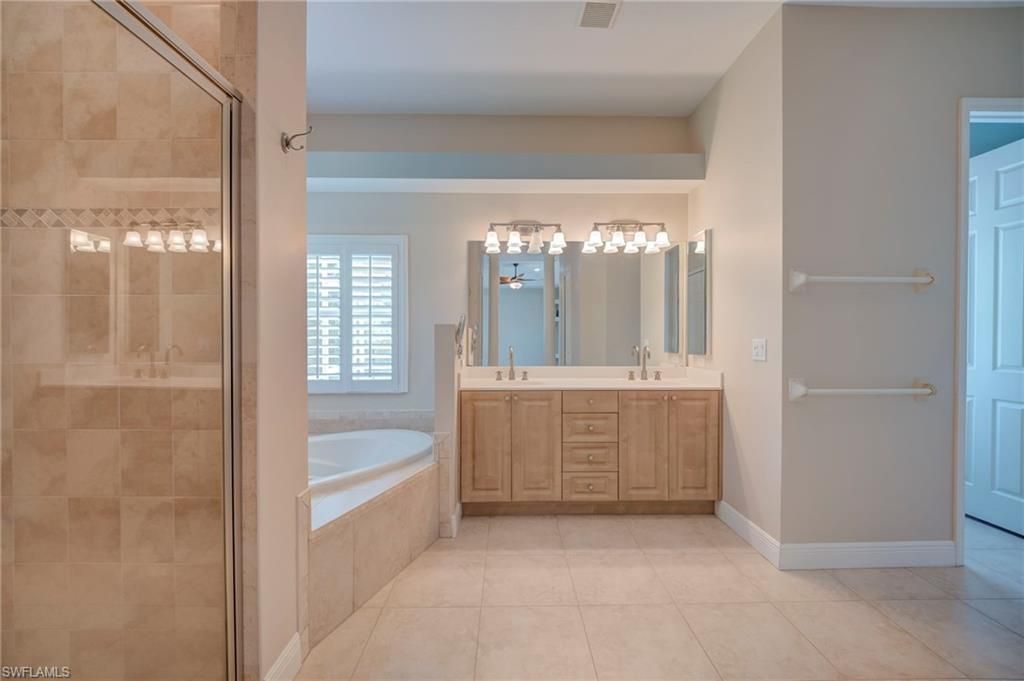 638 Parkdale Blvd, Lehigh Acres, FL 33974 Photo