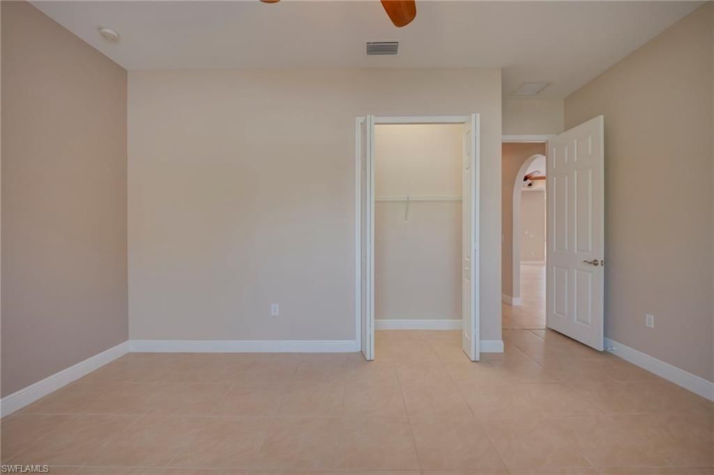 638 Parkdale Blvd, Lehigh Acres, FL 33974 Photo