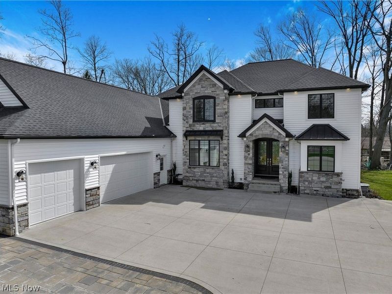 26650 Hurlingham Road, Beachwood, OH 44122 Photo 3