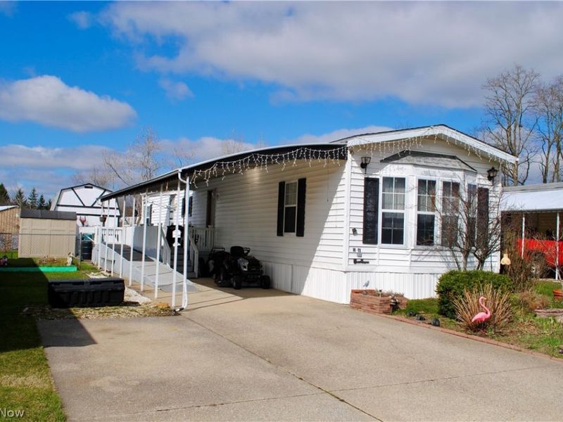 1166 Lafayette Road, Unit H11, Medina, OH 44256 Photo 2