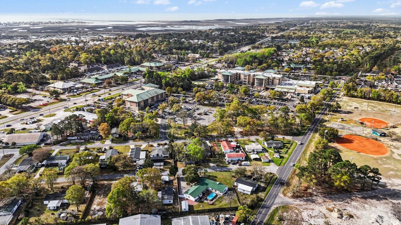 784 Lewis Ln. Photo 37