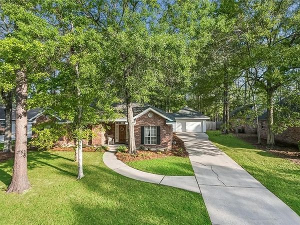 43 FOREST GREEN Drive, Mandeville, LA 70448