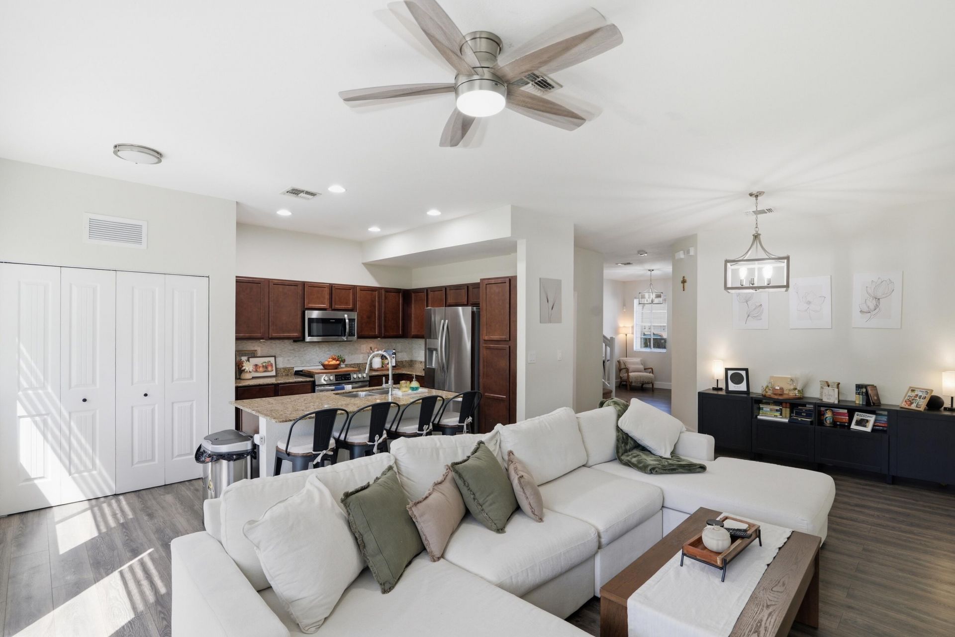 21482 NW 14th Court, Unit 21482, Miami Gardens, FL 33169 Photo