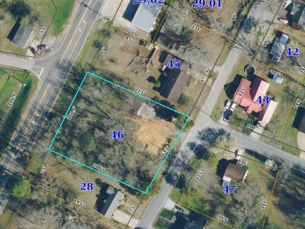 403 S 3rd St., Baldwyn, MS 38824