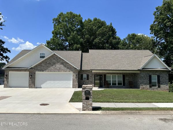 2310 Argonne Drive, Maryville, TN 37804