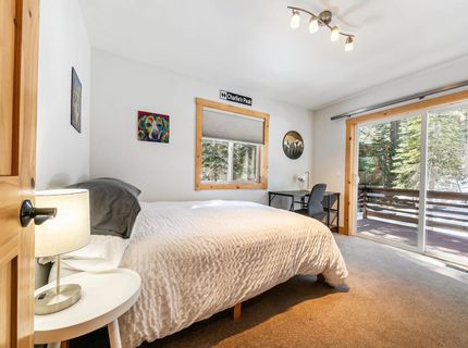 6192 Serene Road, Soda Springs, CA 95724 Photo