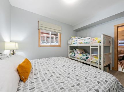 6192 Serene Road, Soda Springs, CA 95724 Photo