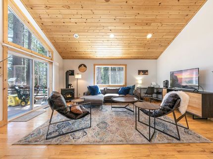 6192 Serene Road, Soda Springs, CA 95724 Photo