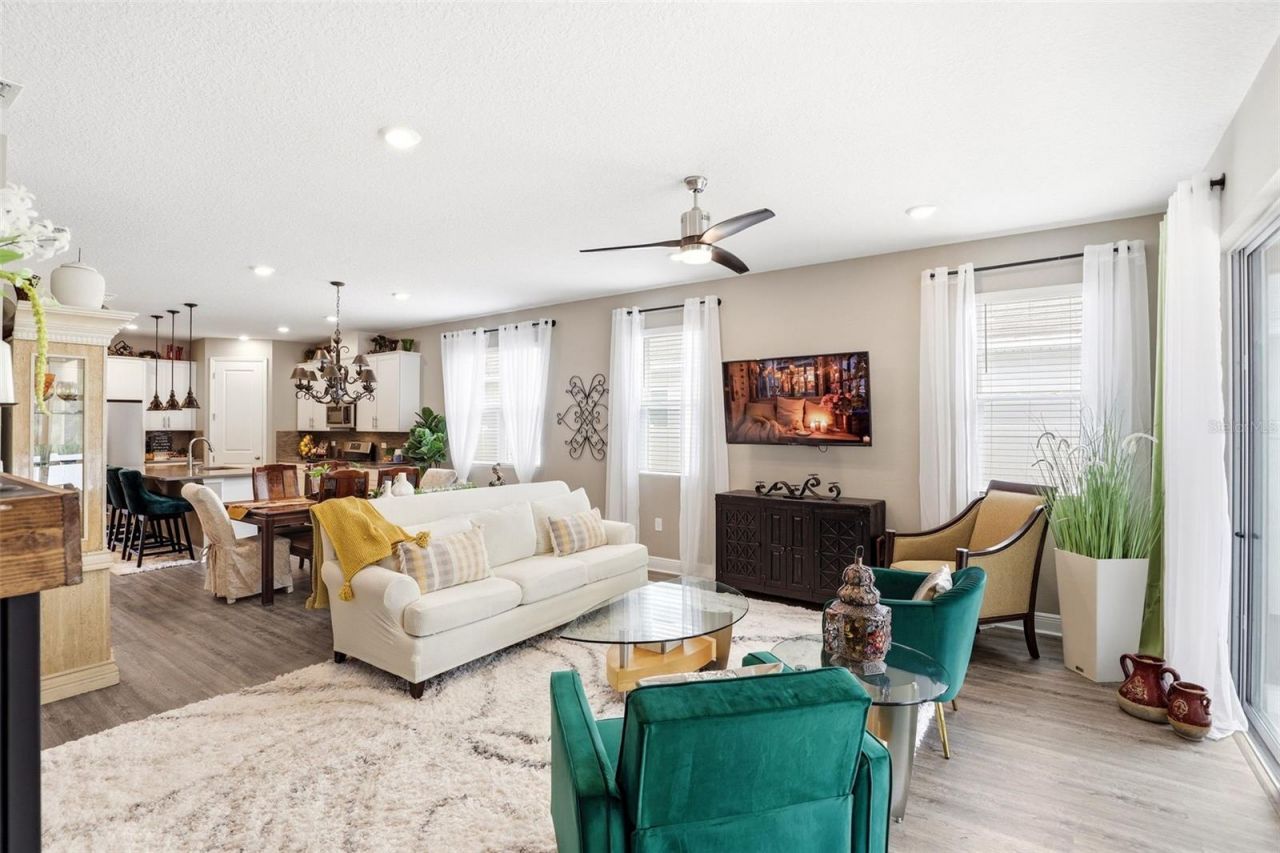 5256 Meadow Song Drive , Okahumpka, FL 34762 Photo