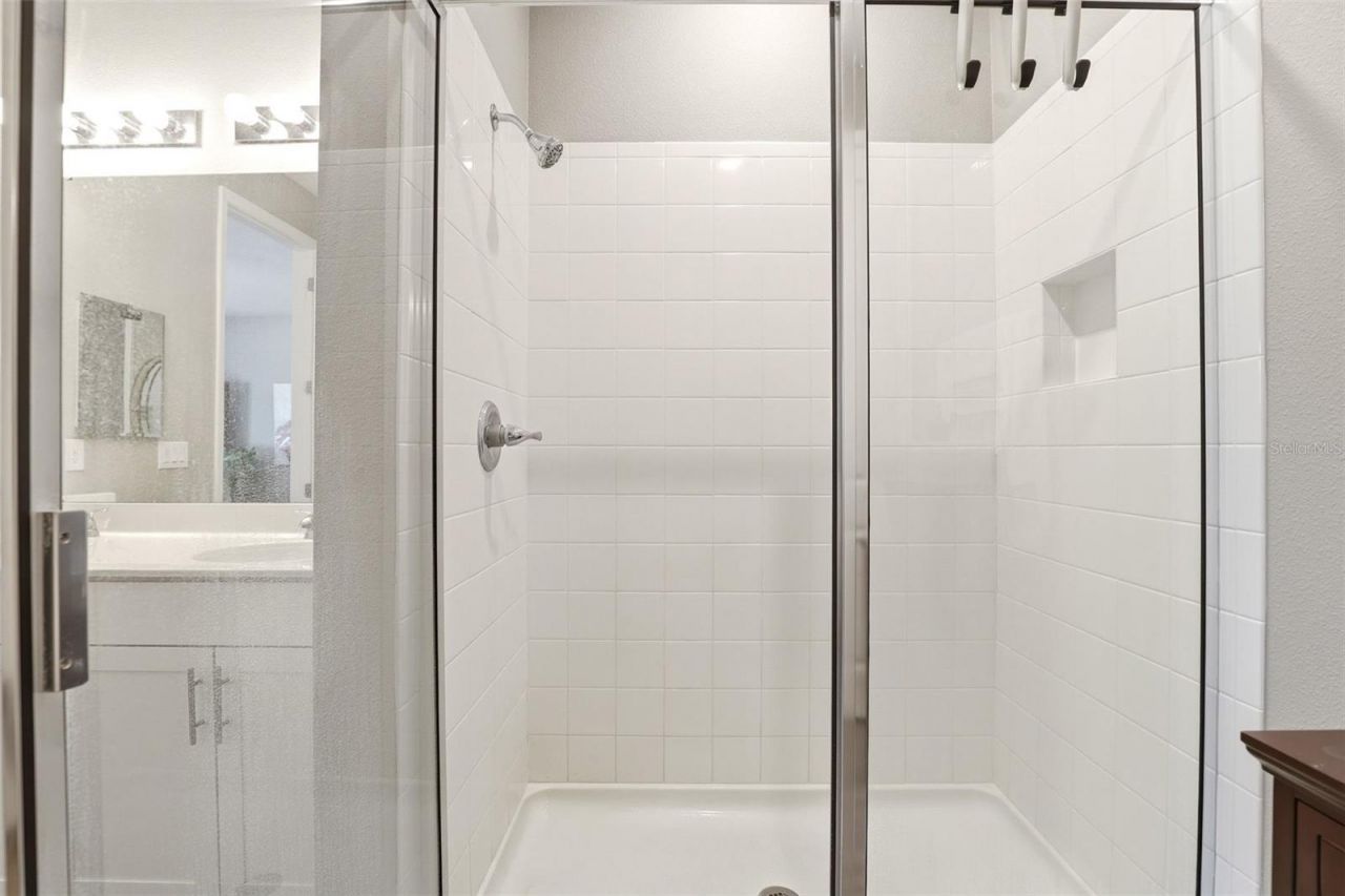 5256 Meadow Song Drive , Okahumpka, FL 34762 Photo