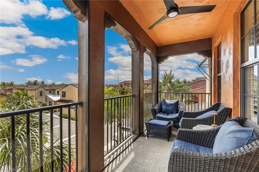 11901 Izarra Way , Unit 8612, Fort Myers, FL 33912 Photo