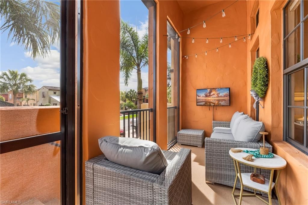 11901 Izarra Way , Unit 8612, Fort Myers, FL 33912 Photo