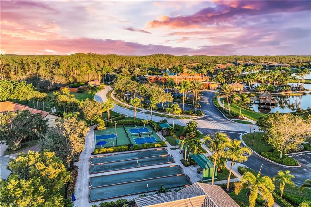 11901 Izarra Way , Unit 8612, Fort Myers, FL 33912 Photo