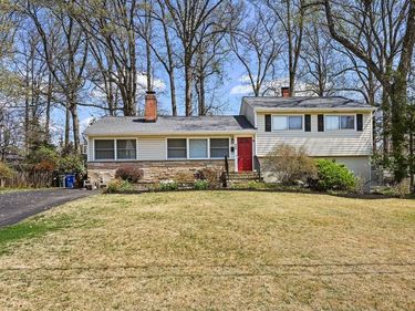 909 PLUM STREET SW, VIENNA, VA 22180