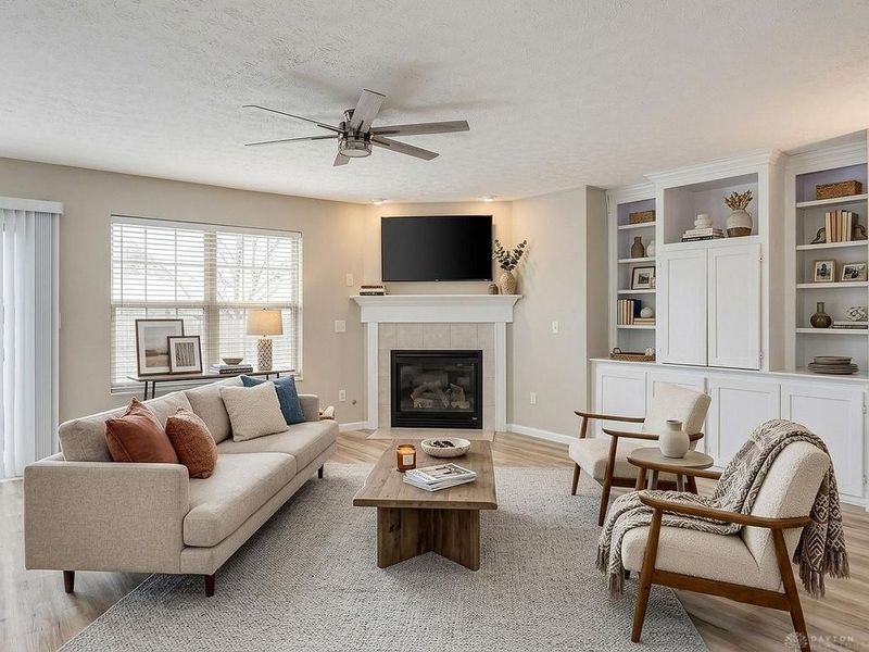 9228 Sawgrass Drive, Miamisburg, OH 45342 Photo 3