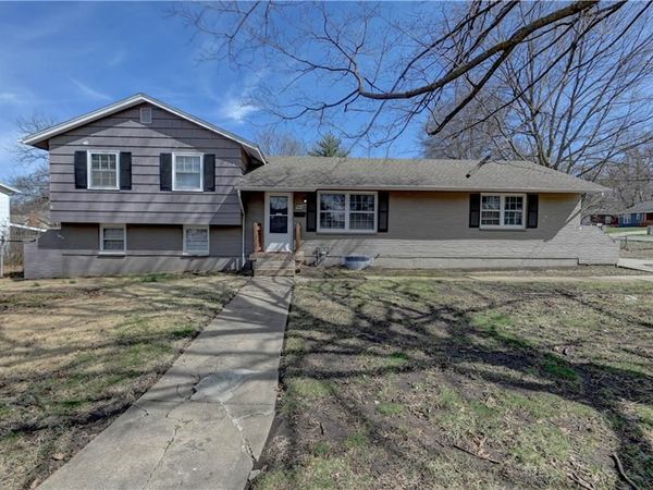 7423 Harris Avenue, Raytown, MO 64133