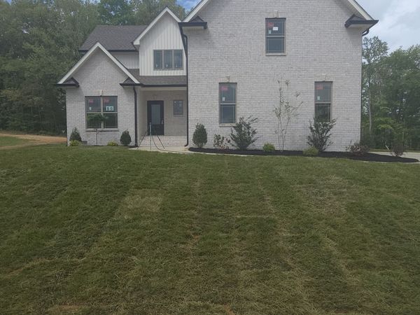 402 N Starwood Ct, Clarksville, TN 37042