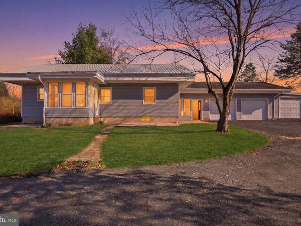 1751 BALTIMORE PIKE, GETTYSBURG, PA 17325