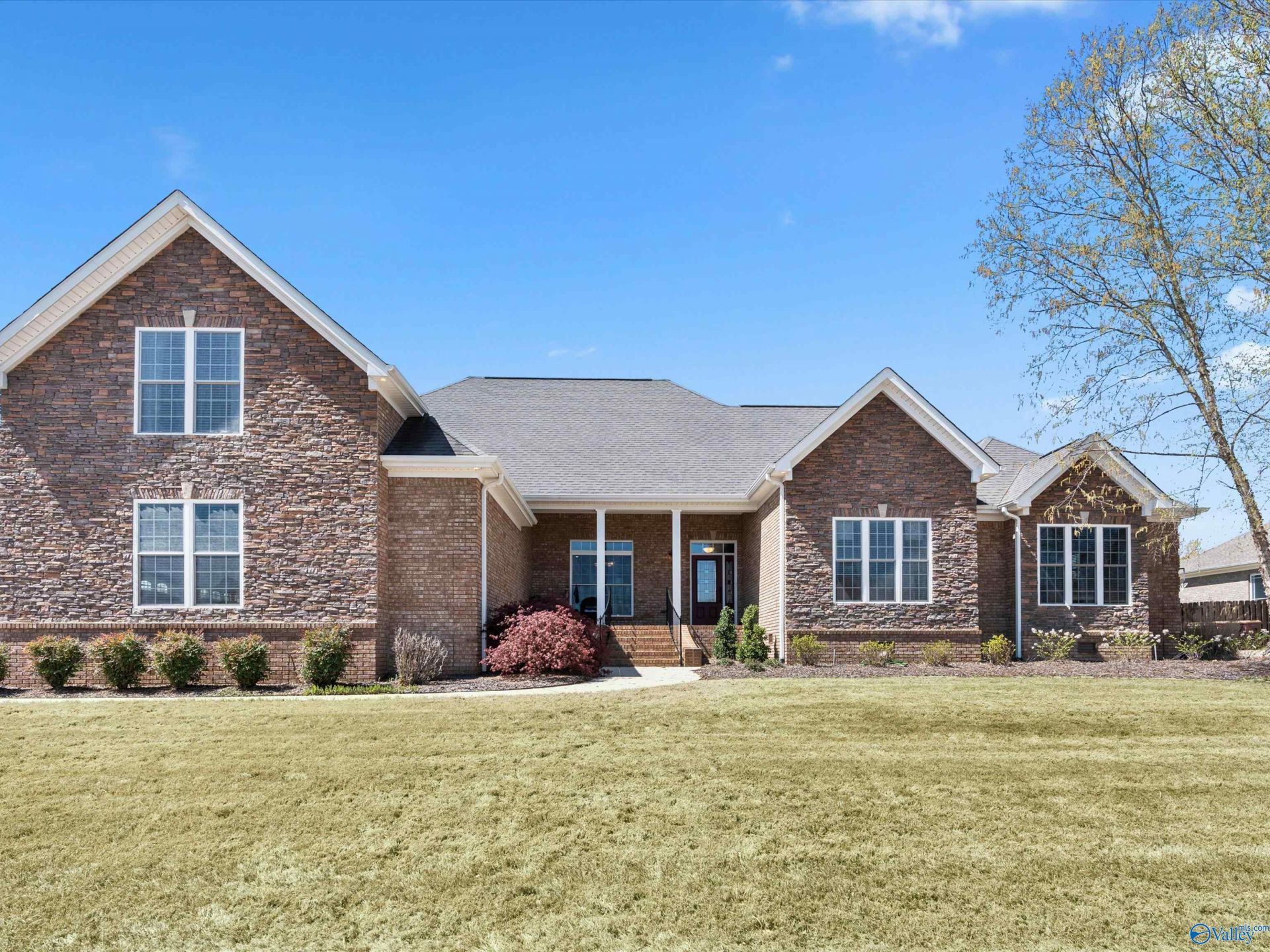 27444 Juanita Drive Athens, AL 35613