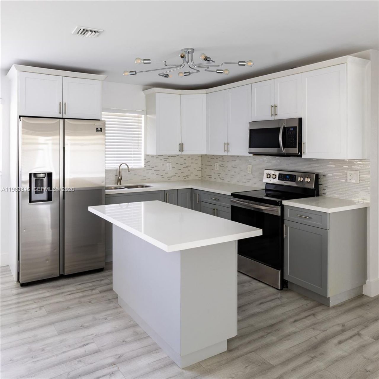 2455 Wiley Ct, Hollywood, FL 33020 Photo