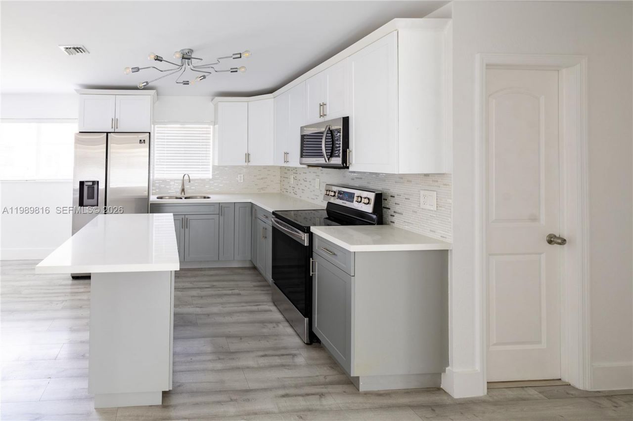 2455 Wiley Ct, Hollywood, FL 33020 Photo