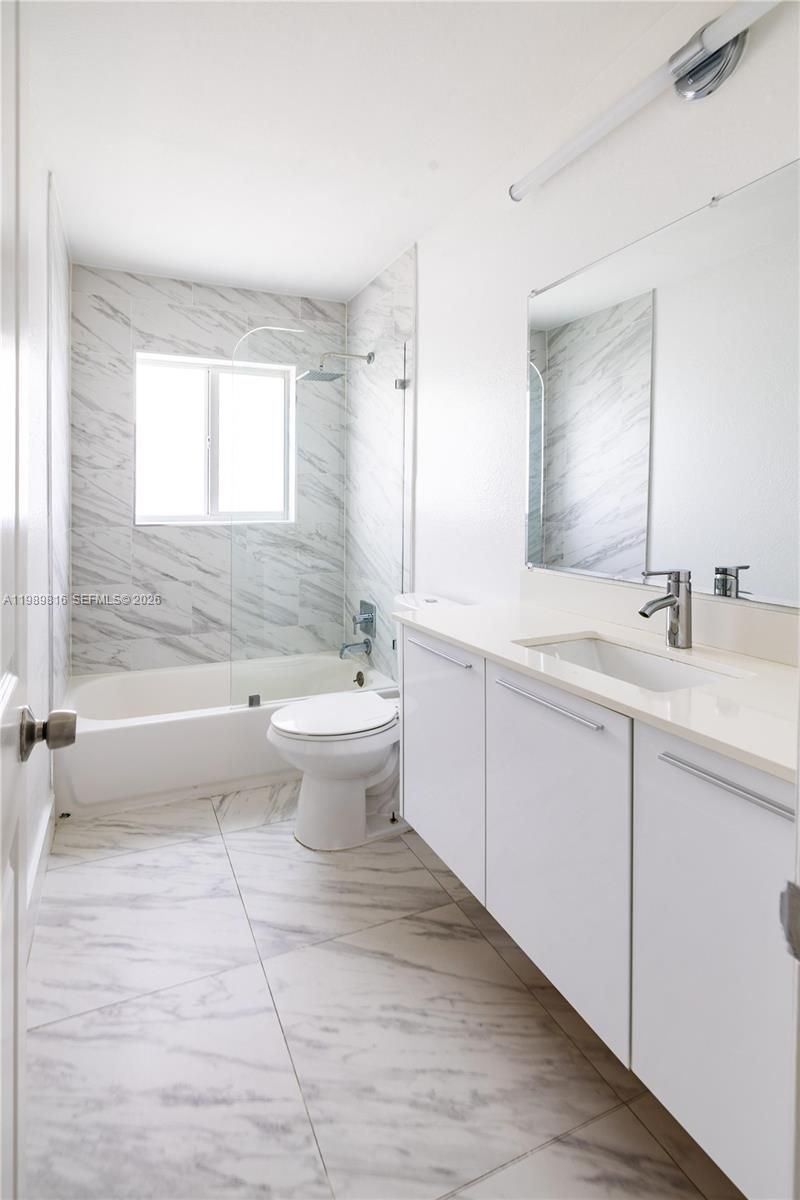 2455 Wiley Ct, Hollywood, FL 33020 Photo