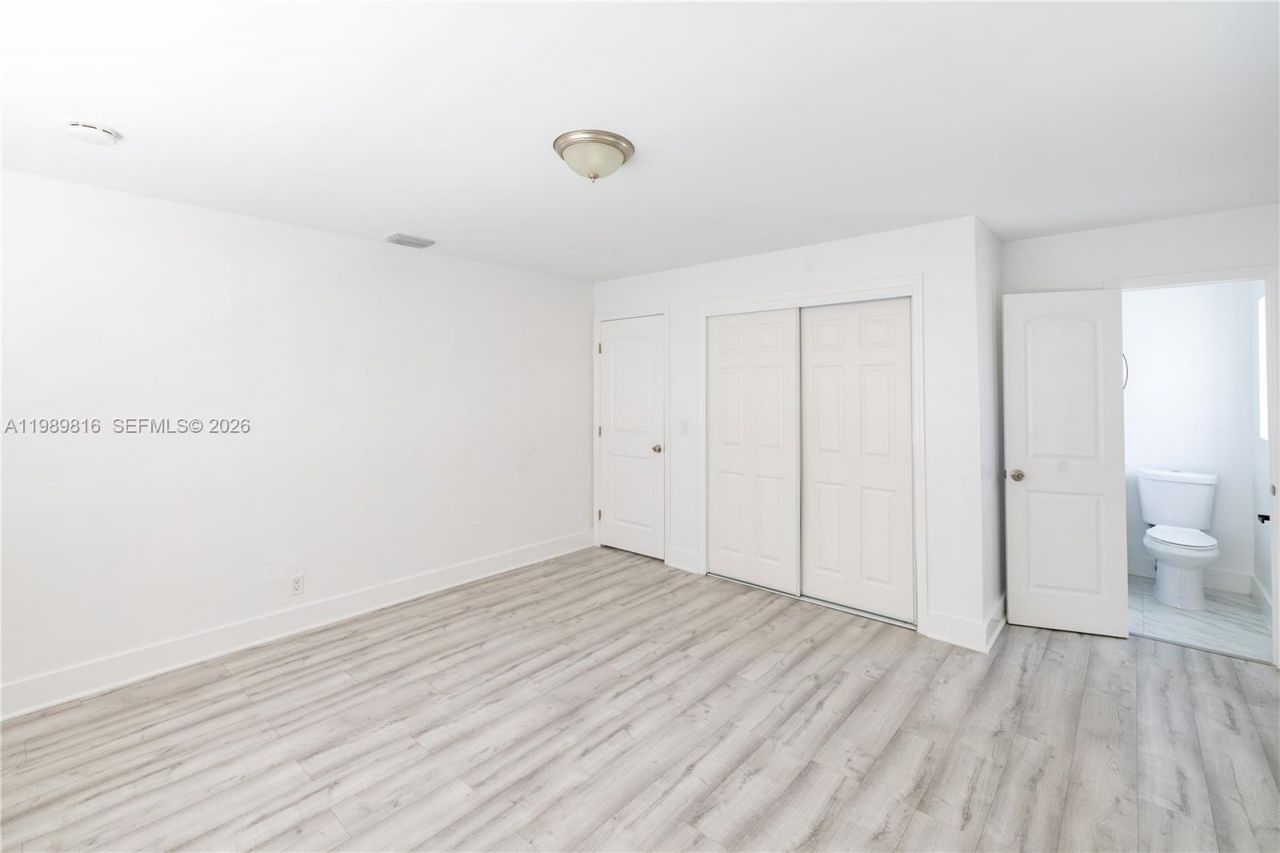 2455 Wiley Ct, Hollywood, FL 33020 Photo