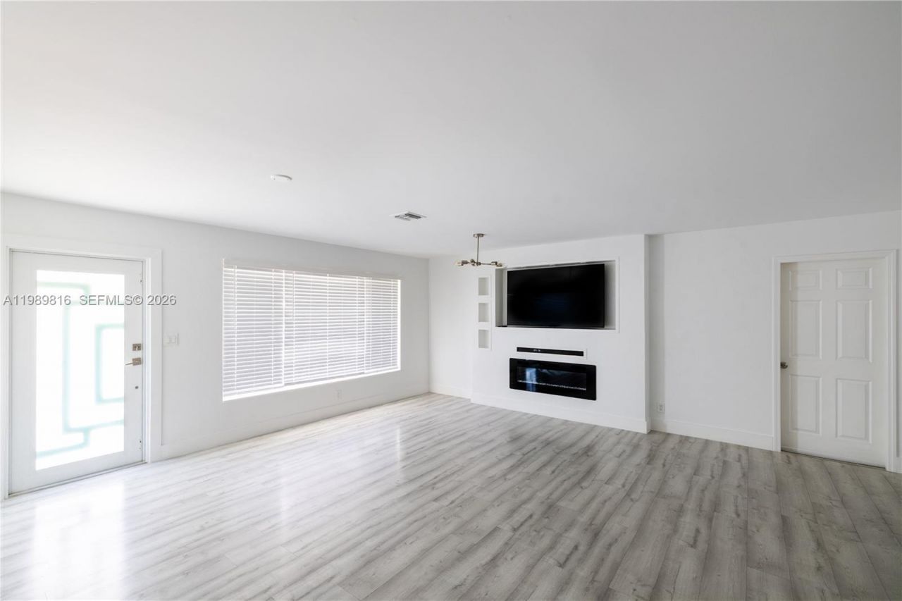 2455 Wiley Ct, Hollywood, FL 33020 Photo