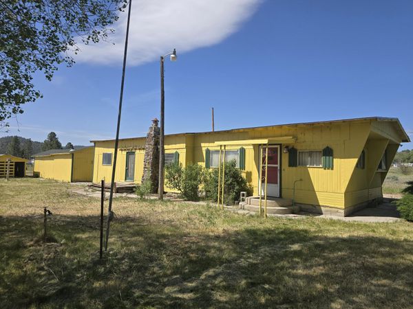 31974 Drews Road, Sprague River, OR 97639